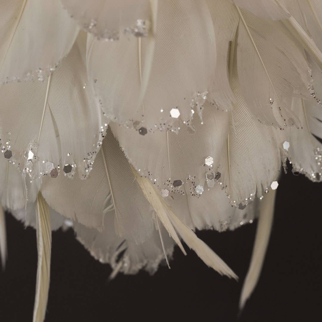 FEATHER ORNAMENT - 6" WHITE TIP W/SILVER GLITTER