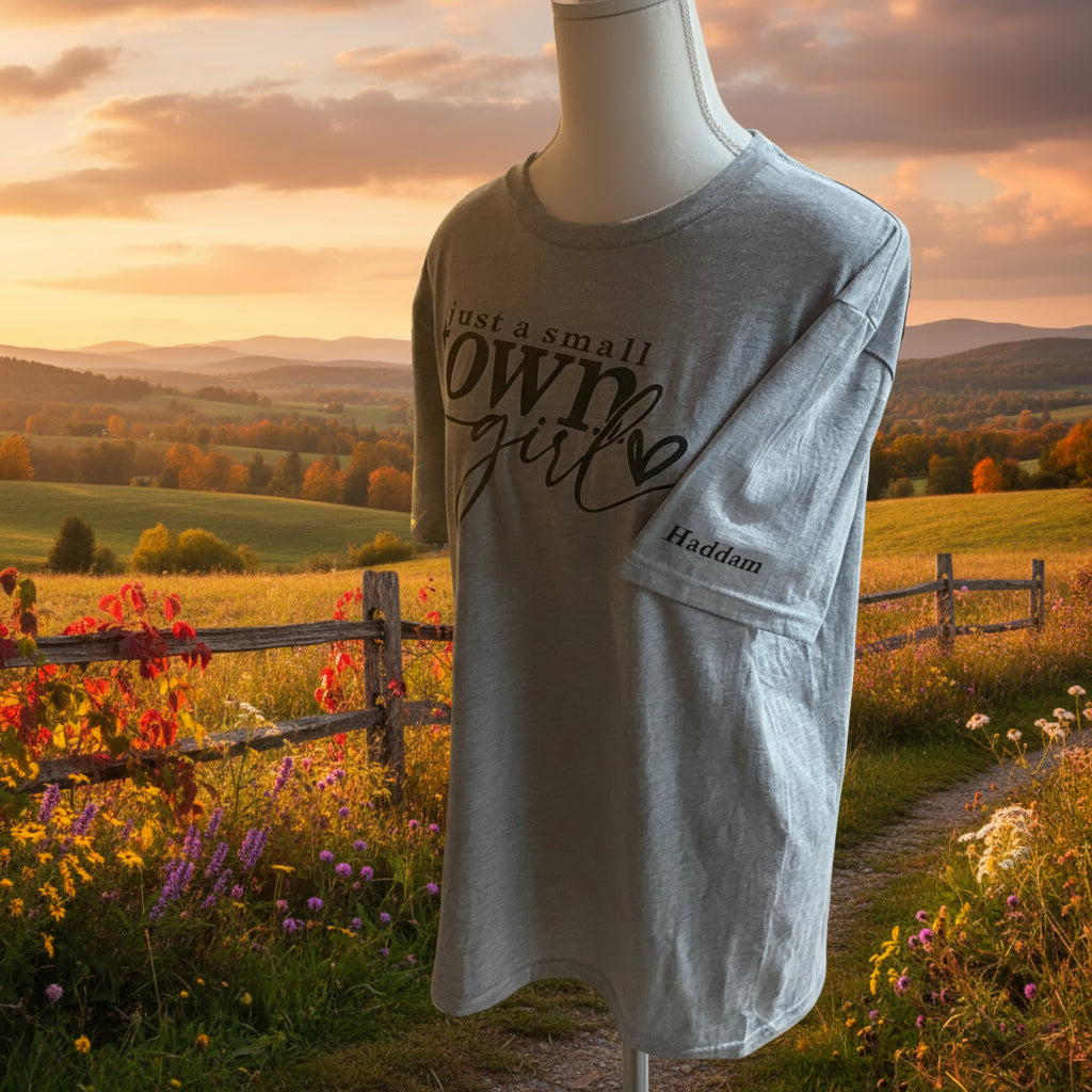 Just A Small Town Girl Tshirt Haddam - Grey L