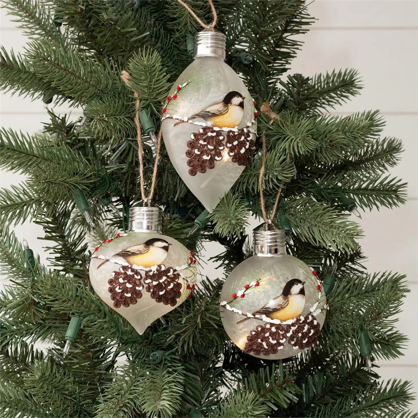 LED Ornaments Chickadee (Assorted)
