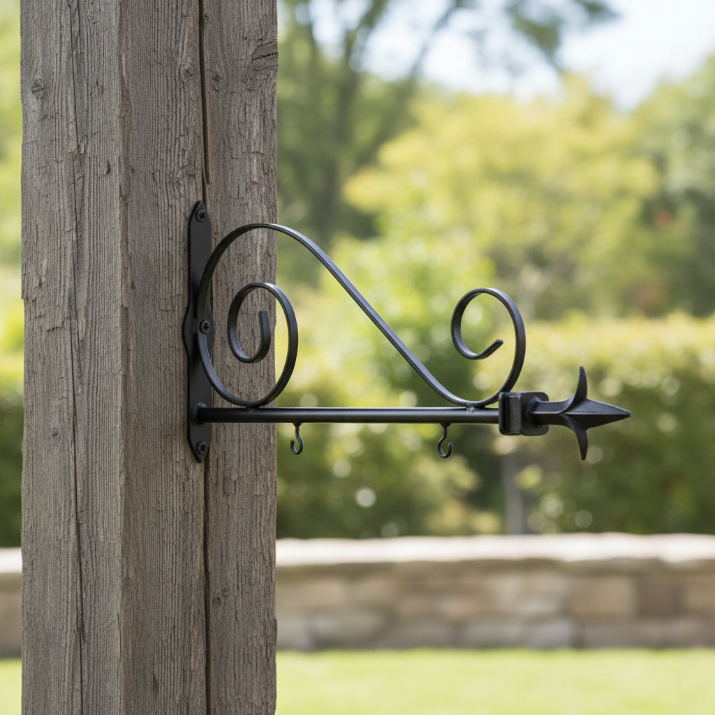 Black Metal Scroll Arrow Holder