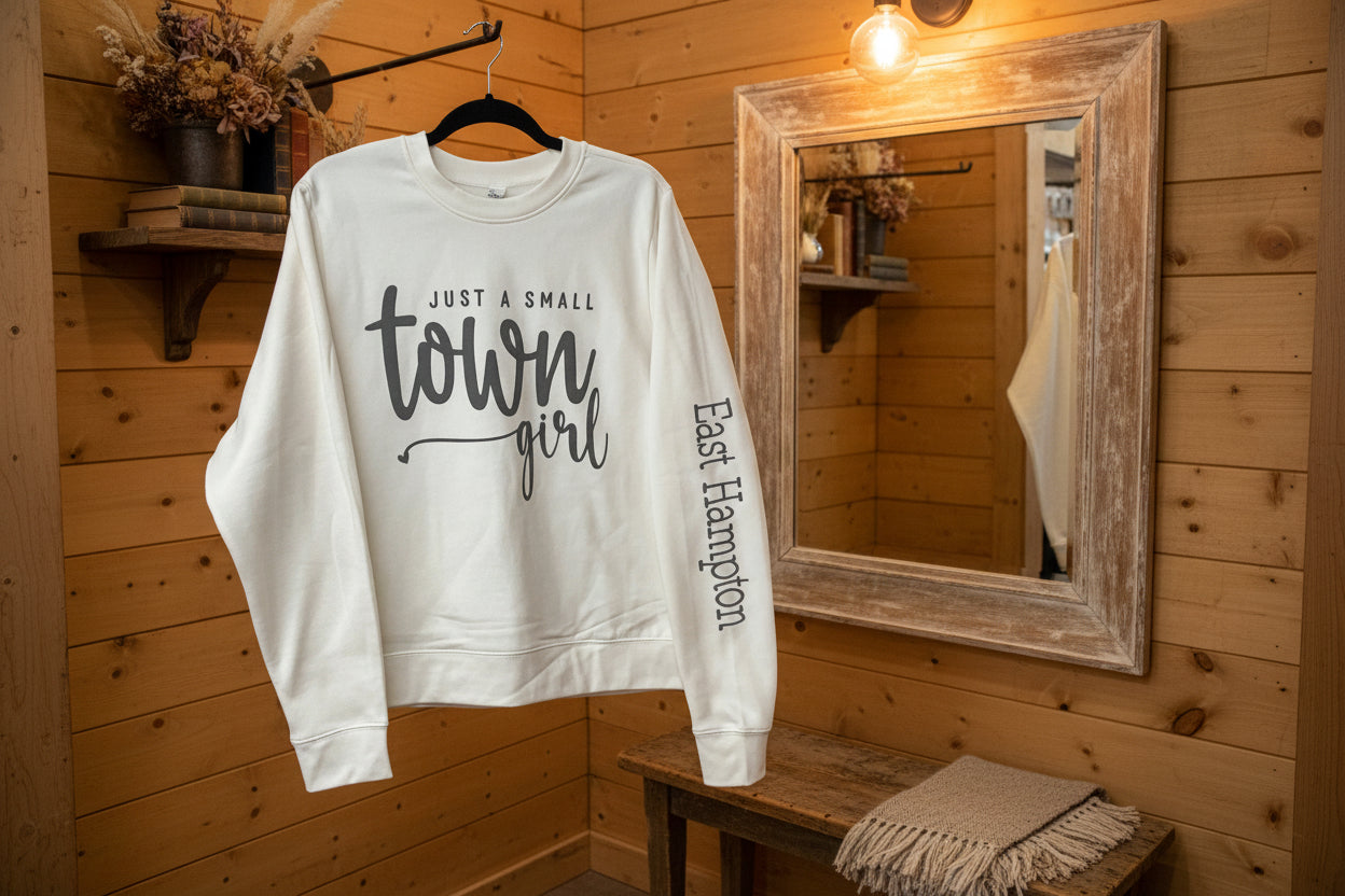 Just A Small Town Girl Sweatshirt East Hampton - Cream L