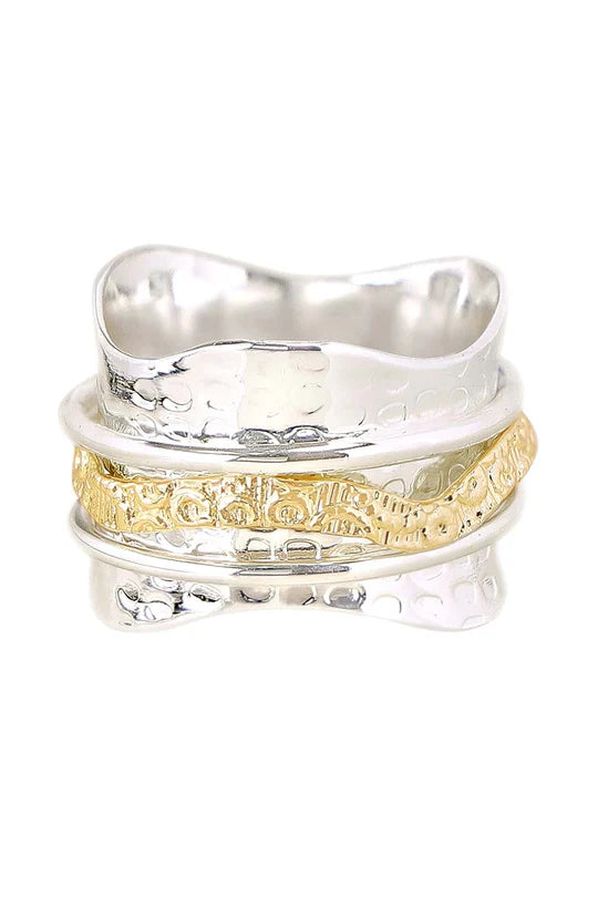 Hammered Wave Band Spinner Ring - Size 9