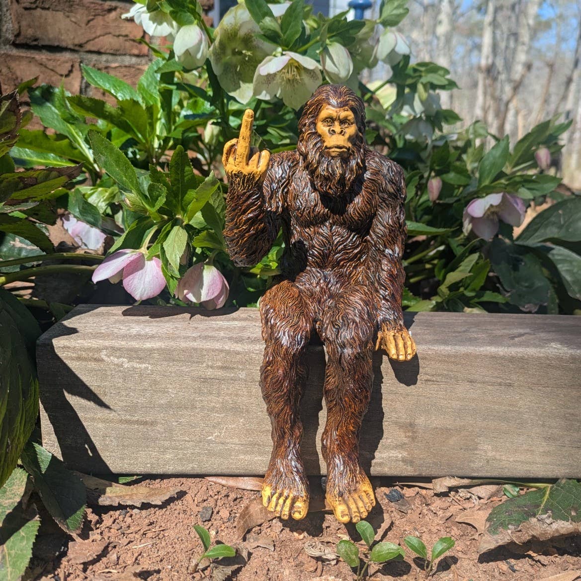 Bigfoot 'The Rude' Sasquatch Statue 10 inch H Shelf Sitter: Stonewash