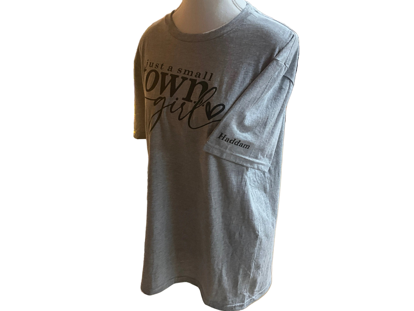 Just A Small Town Girl Tshirt Haddam - Grey L