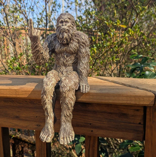 Bigfoot 'The Rude' Sasquatch Statue 10 inch H Shelf Sitter: Stonewash