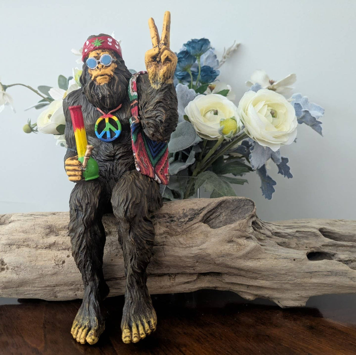 Hippie Bigfoot Sasquatch with Bohemian Bag Statue: Stonegray