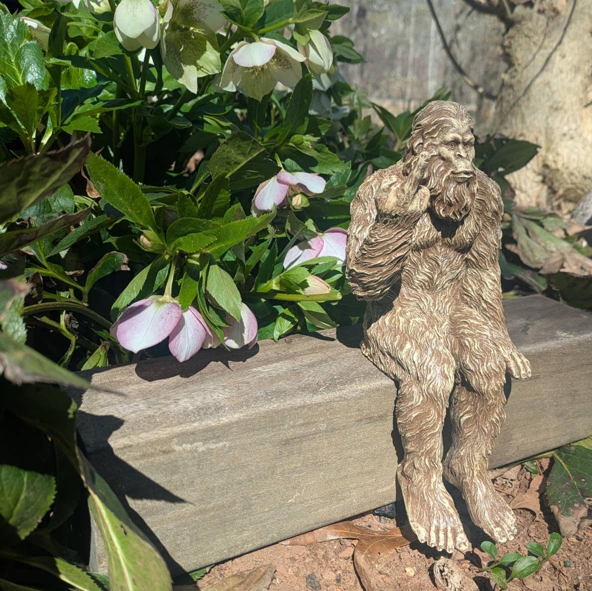 Bigfoot 'The Rude' Sasquatch Statue 10 inch H Shelf Sitter: Stonewash