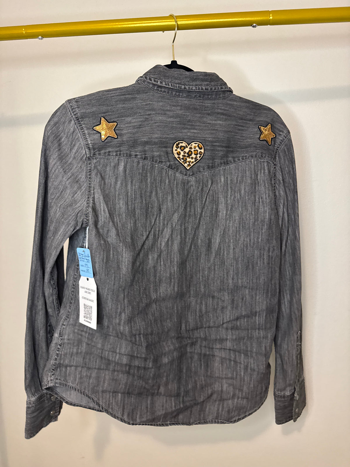 Grey Calvin Klein "Howdy Yall" Shirt - M