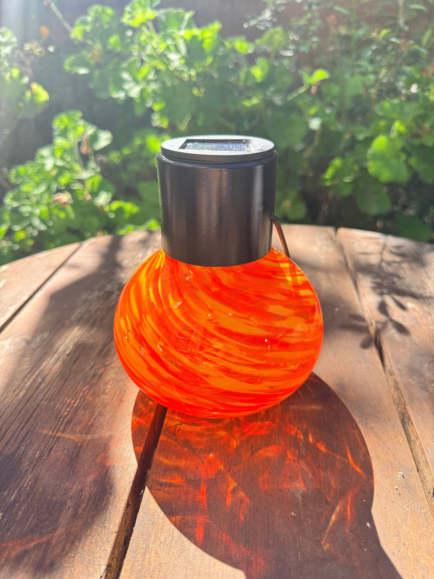 Art Glass Solar Lantern: Assorted Color